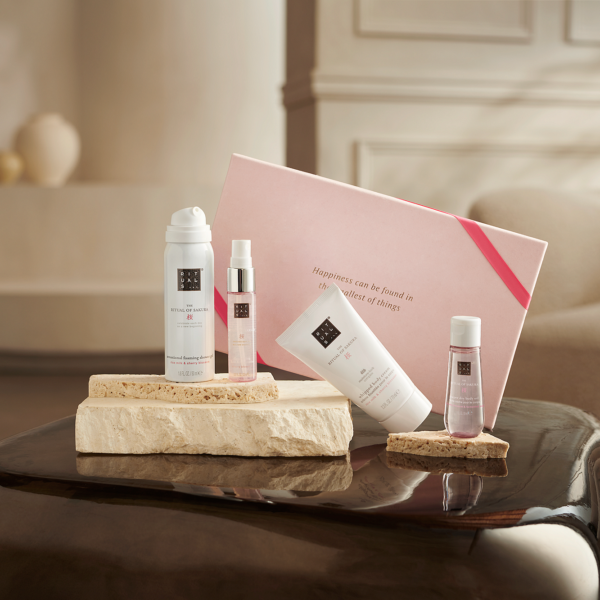 Alternative view of The Ritual of Sakura - Small Gift Set 2026